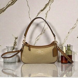 💫Coach Tan and Brown Crossbody Bag